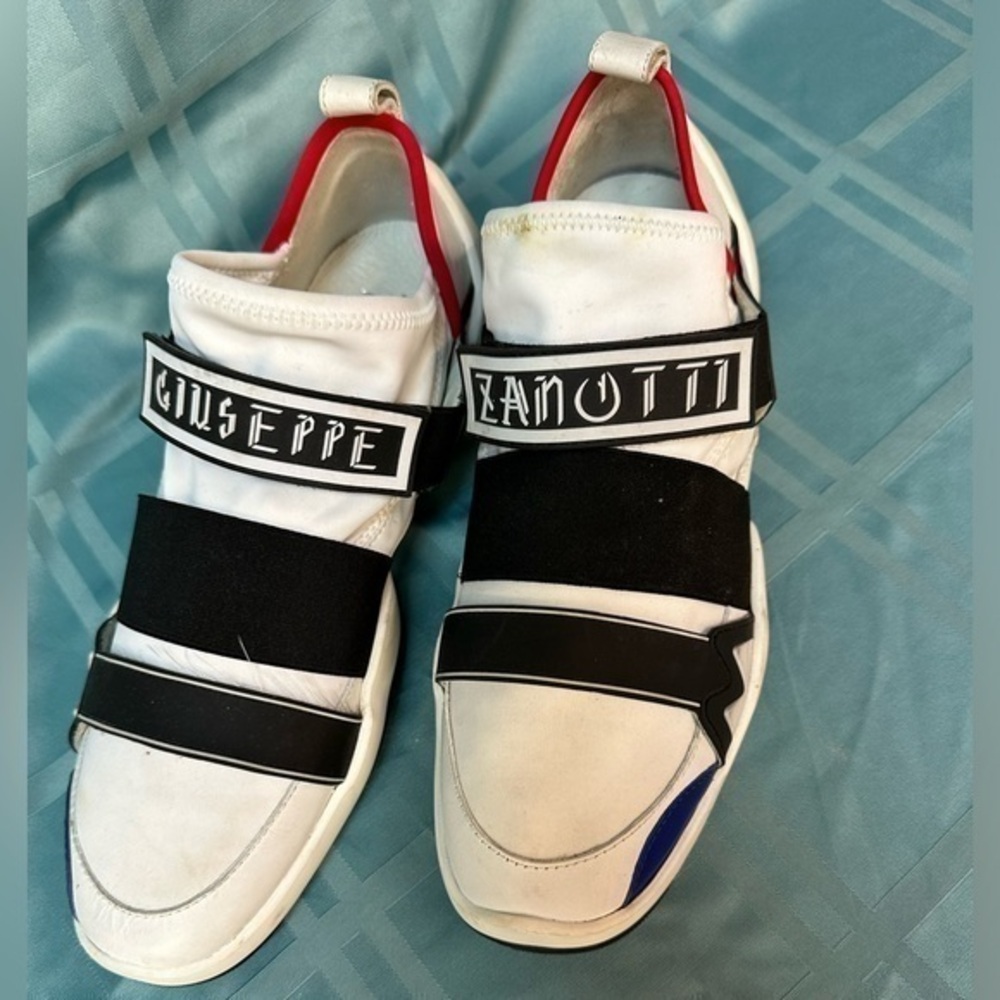 GUISEPPE ZANOTTI